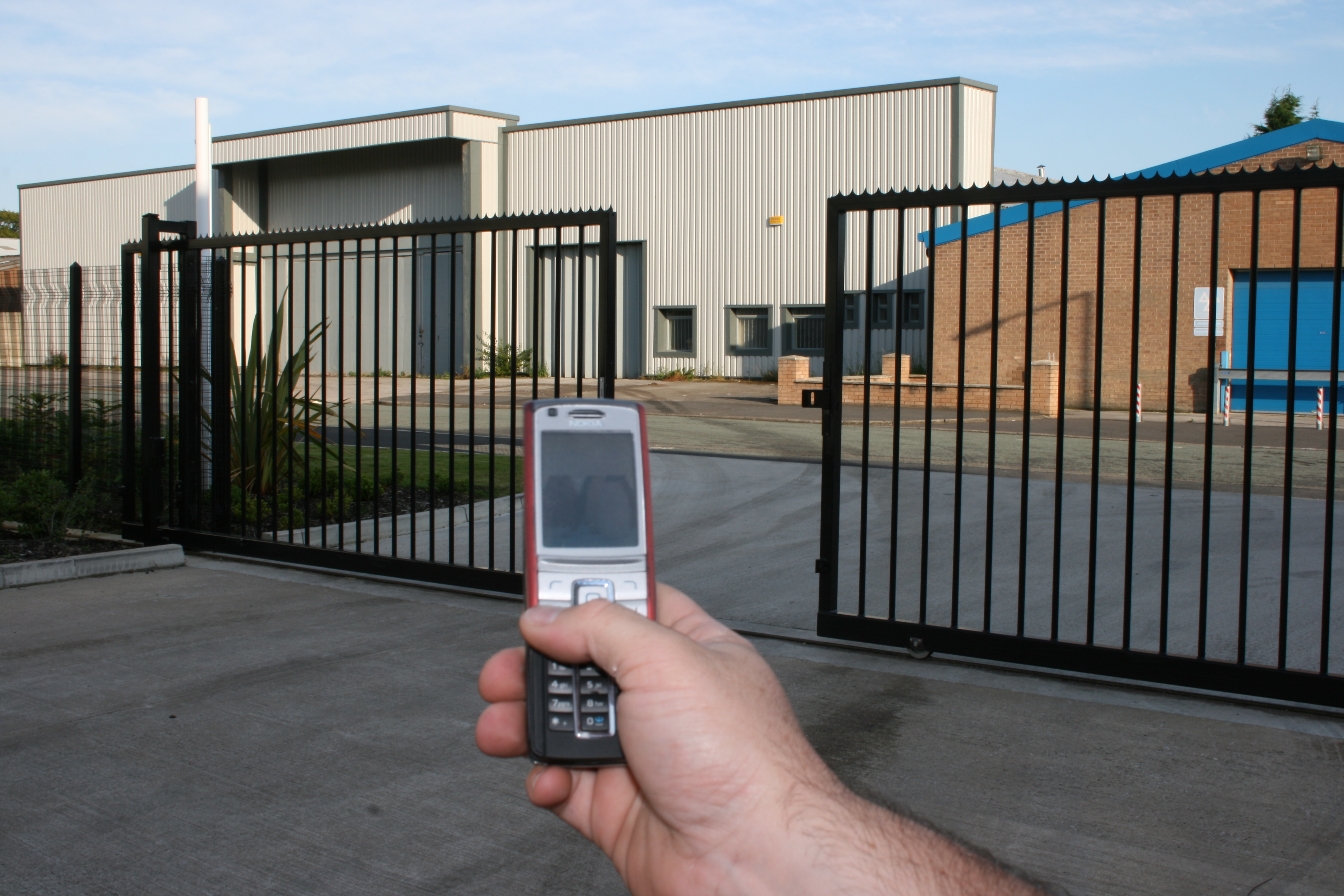 Citotelefono - l'interfaccia gsm facile da istallare per rispondere al citofono dal cellulare come collegare il citofono al cellulare